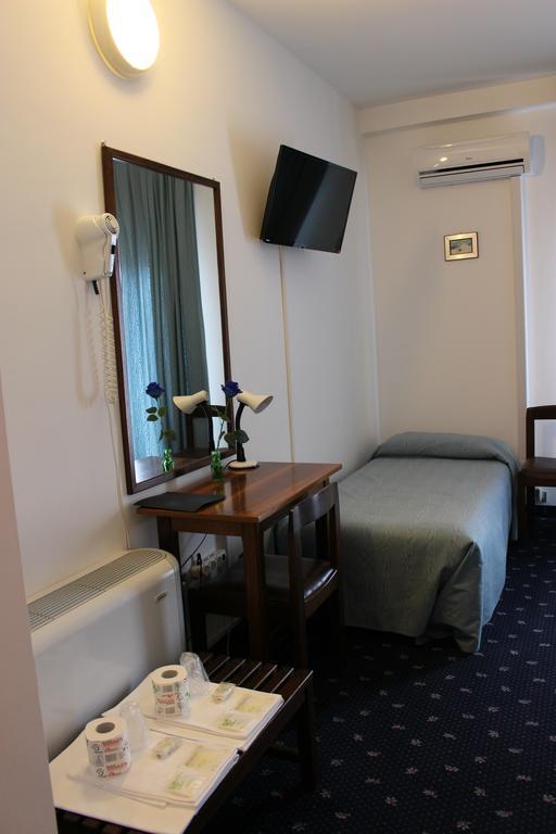 Hotel Pinolo غوبيو المظهر الخارجي الصورة