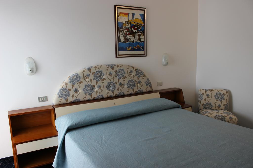 Hotel Pinolo غوبيو المظهر الخارجي الصورة