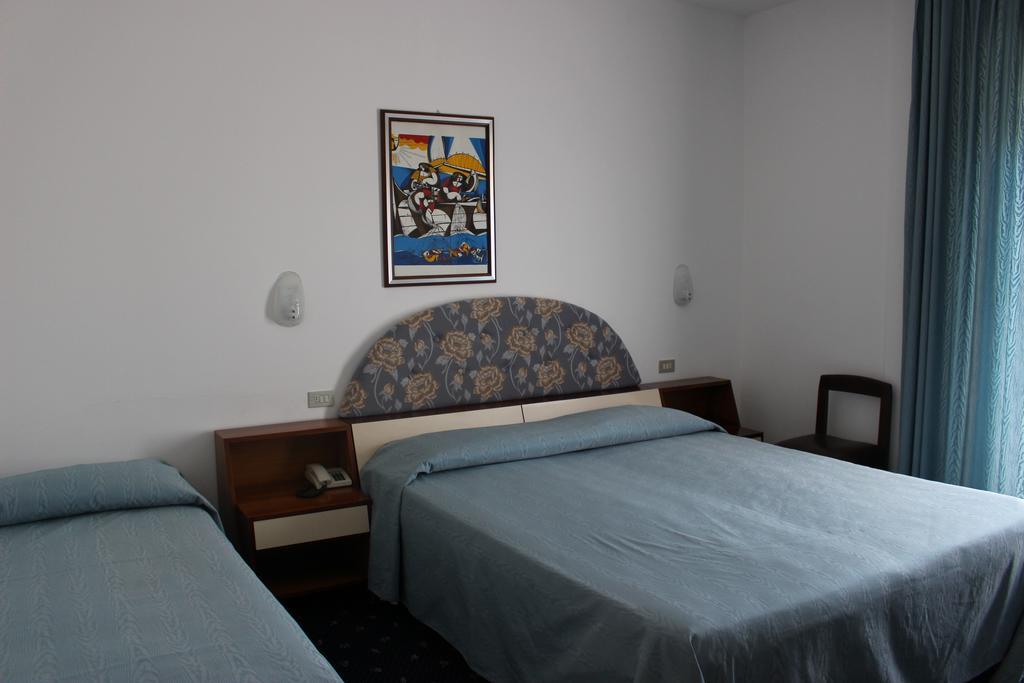 Hotel Pinolo غوبيو المظهر الخارجي الصورة